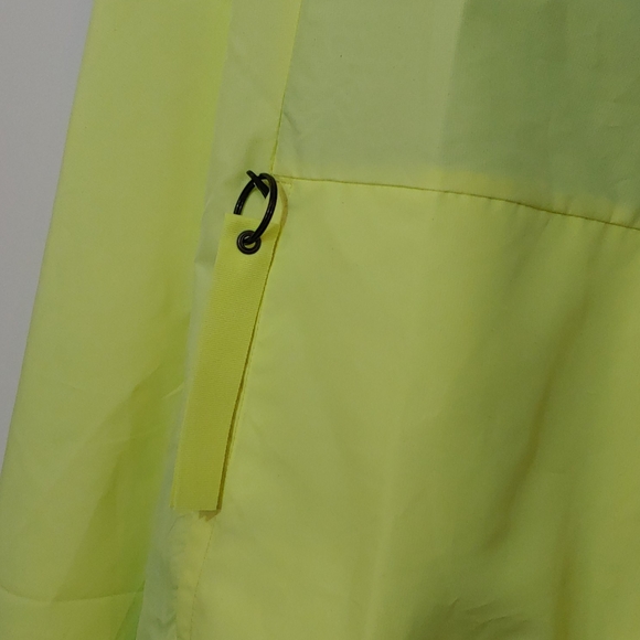 HOST'S PICK- PUMA MEN'S TRAIN FIRST MILE JACKET US SM - Picture 3 of 13